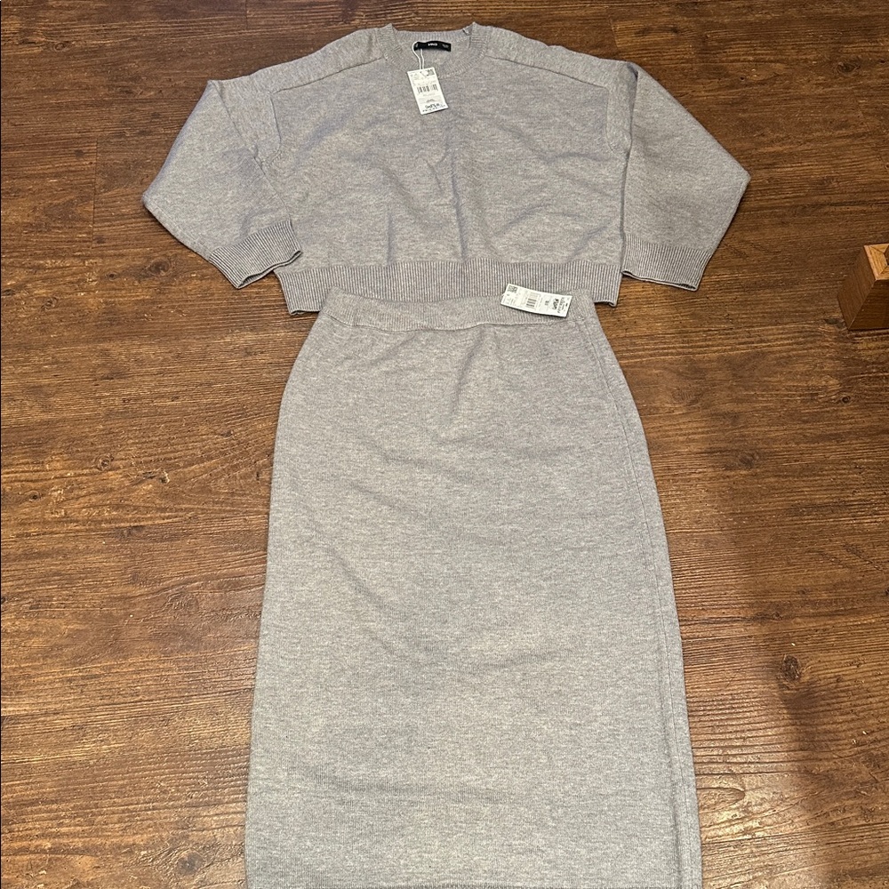2nwt. MNG sweater set skirt and sweater